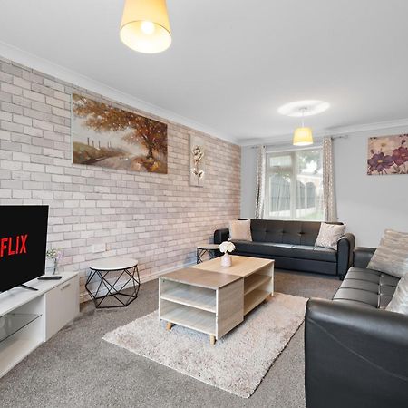 A Charming 3 Bed Home Next To Nec And Birmingham International Airport Marston Green Exterior foto